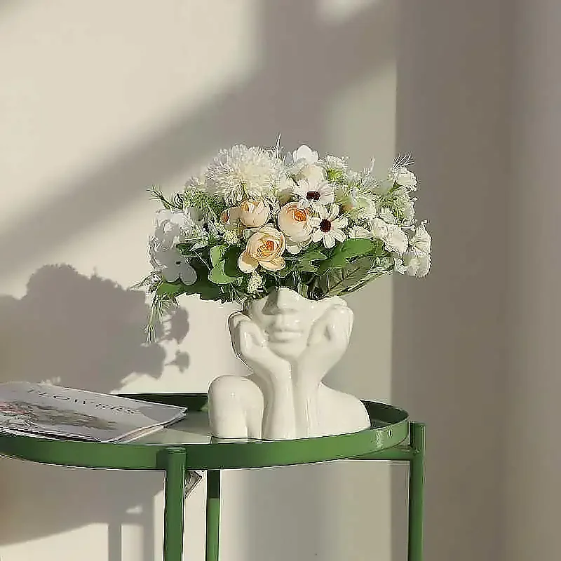 SILIKONFORM - VASE MIT DENKENDEM KOPF 110 X 70 X 90 MM